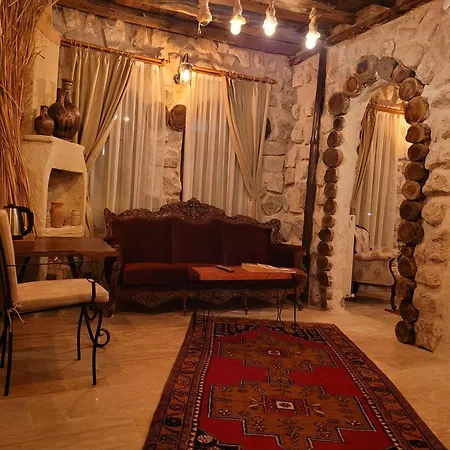 Проживание в семье La Dias Cave Cappadocia