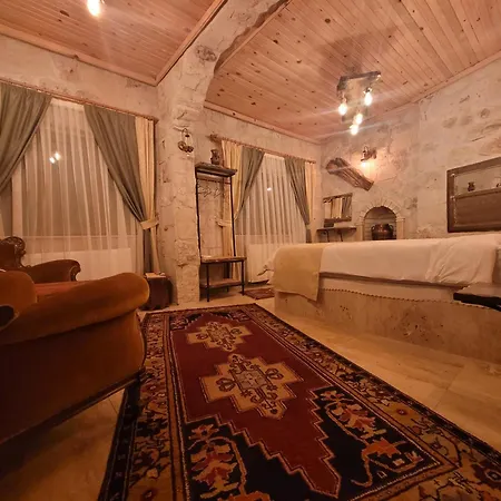 Проживание в семье La Dias Cave Cappadocia