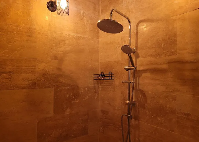 La Dias Cave Cappadocia ホームステイ Nar